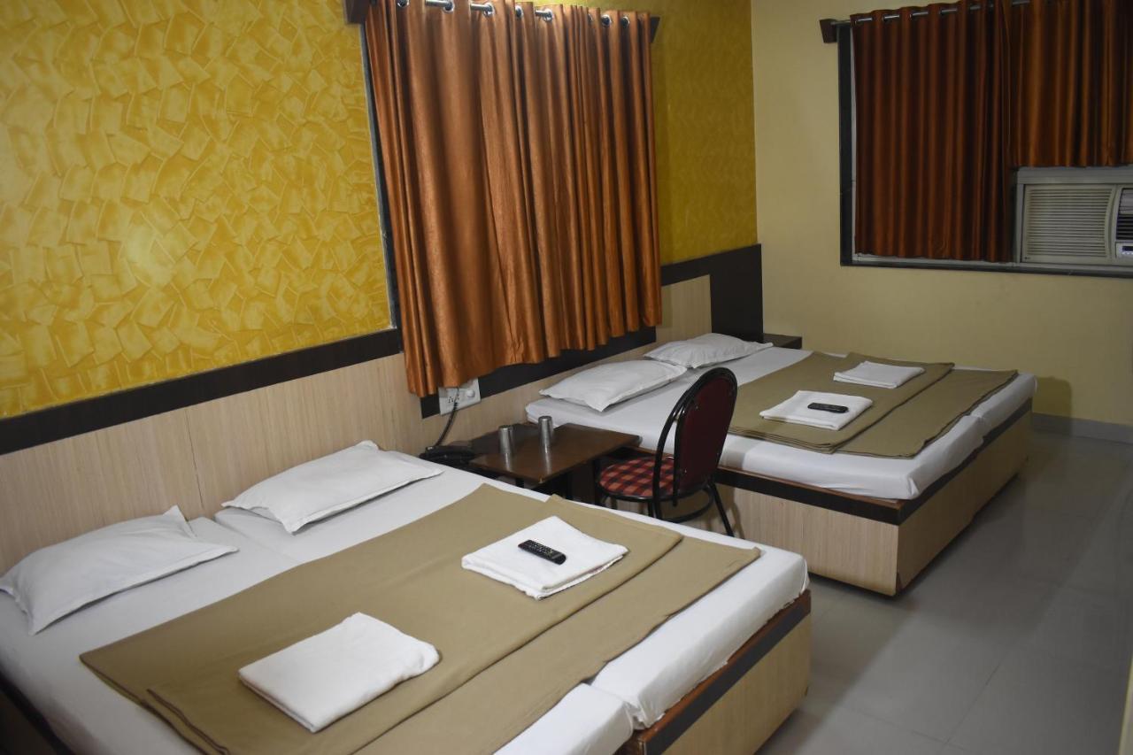 Hotel Sai Vishwa Shirdi Dış mekan fotoğraf