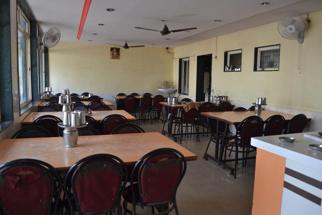 Hotel Sai Vishwa Shirdi Dış mekan fotoğraf