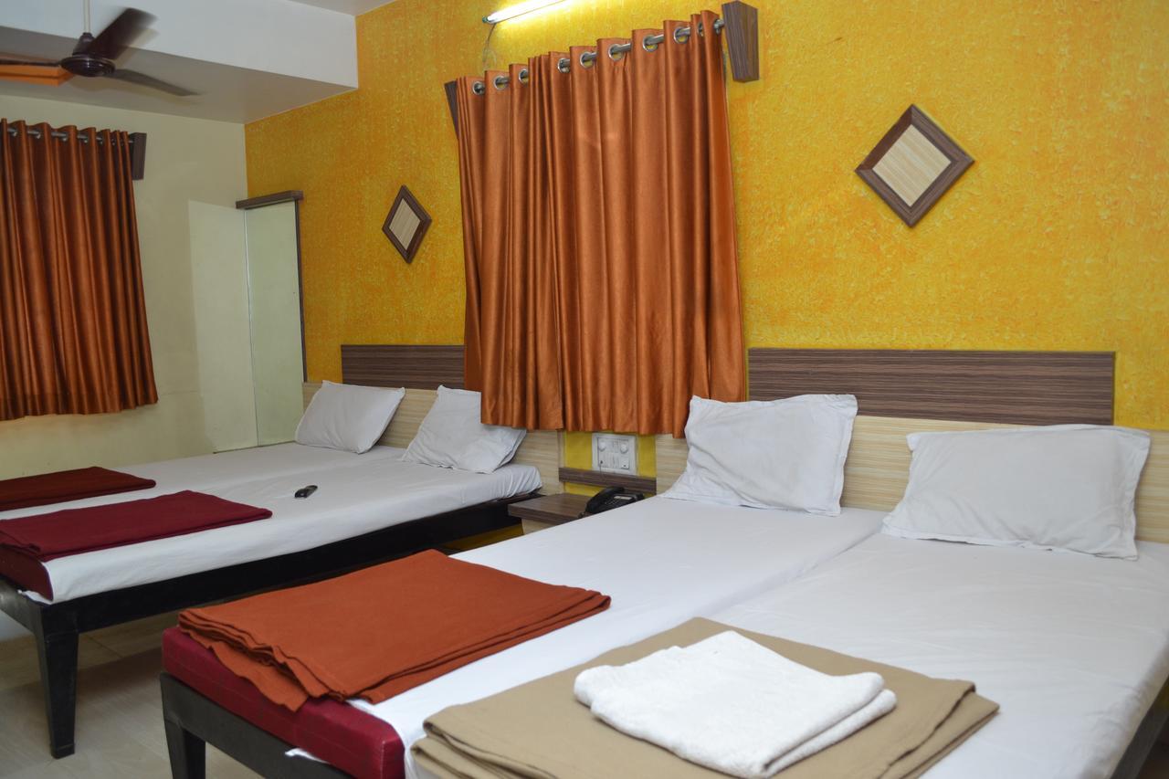 Hotel Sai Vishwa Shirdi Dış mekan fotoğraf